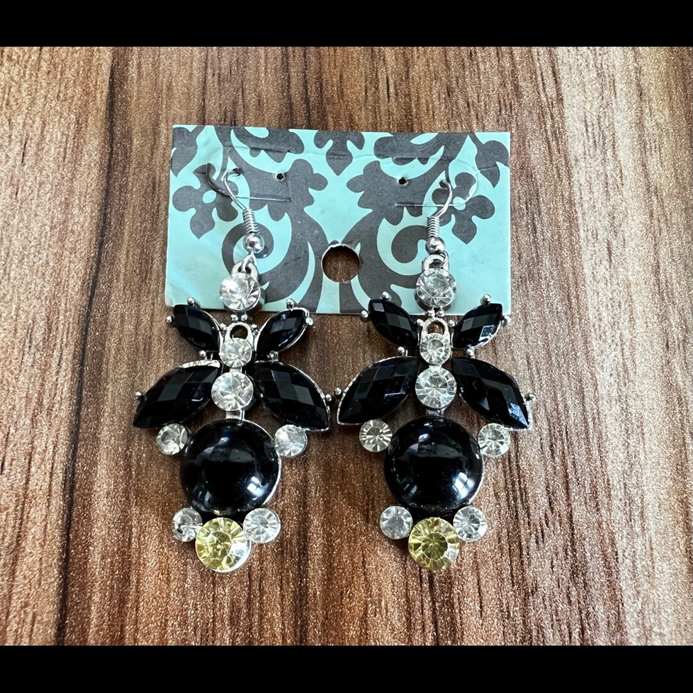 Assorted Jewelry Lot - Picture 3 of 7